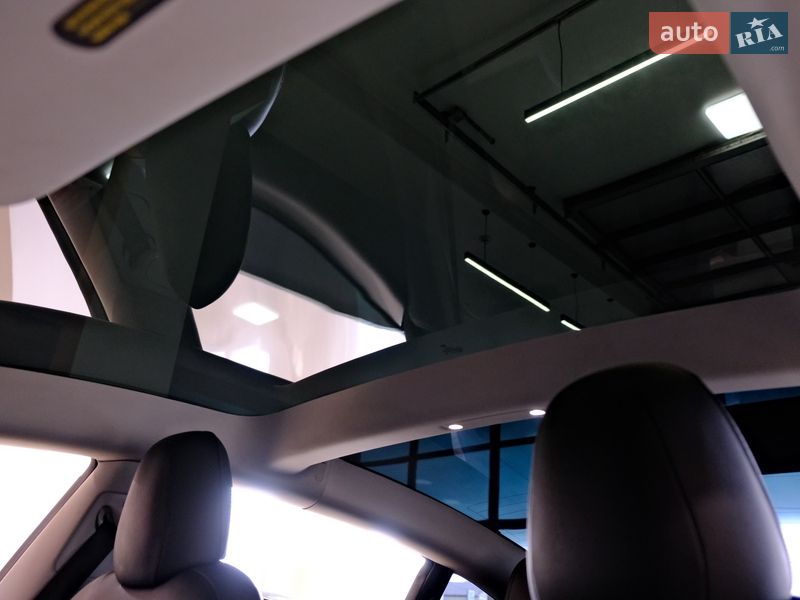 Седан Tesla Model 3 2021 в Одесі фото 41 Седан Tesla Model 3 2021 в Одесі