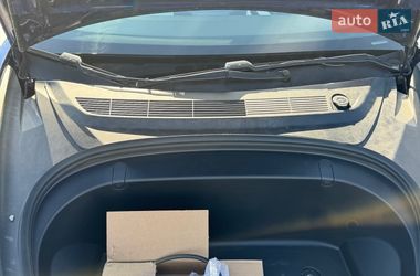 Седан Tesla Model 3 2019 в Одессе