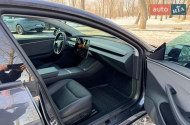 Седан Tesla Model 3 2024 в Кропивницком