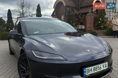 Седан Tesla Model 3 2024 в Одессе