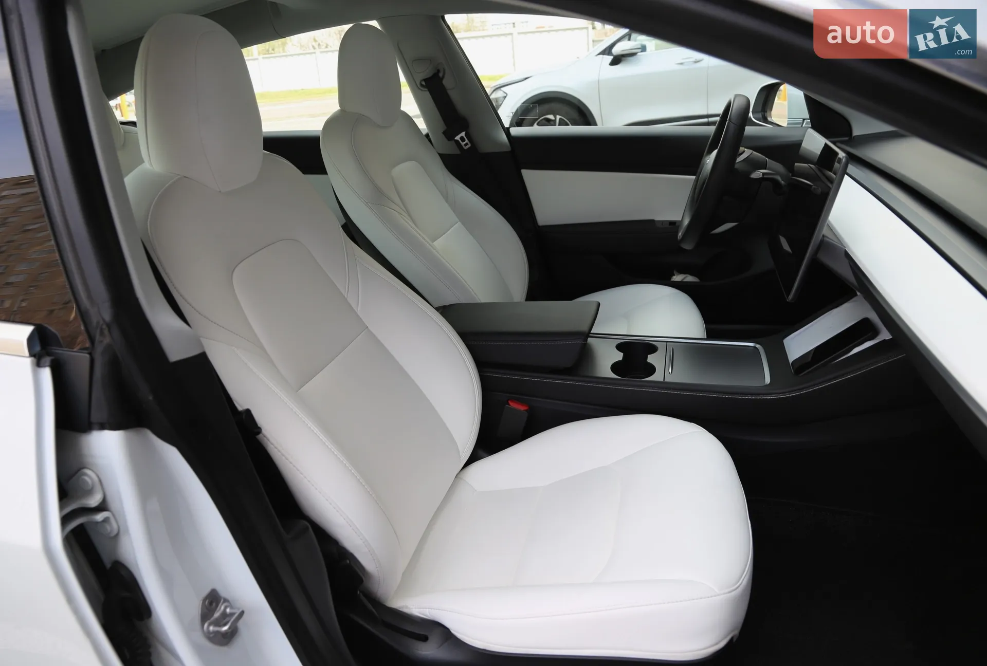 2020 Tesla Model 3 - мініатюра 12