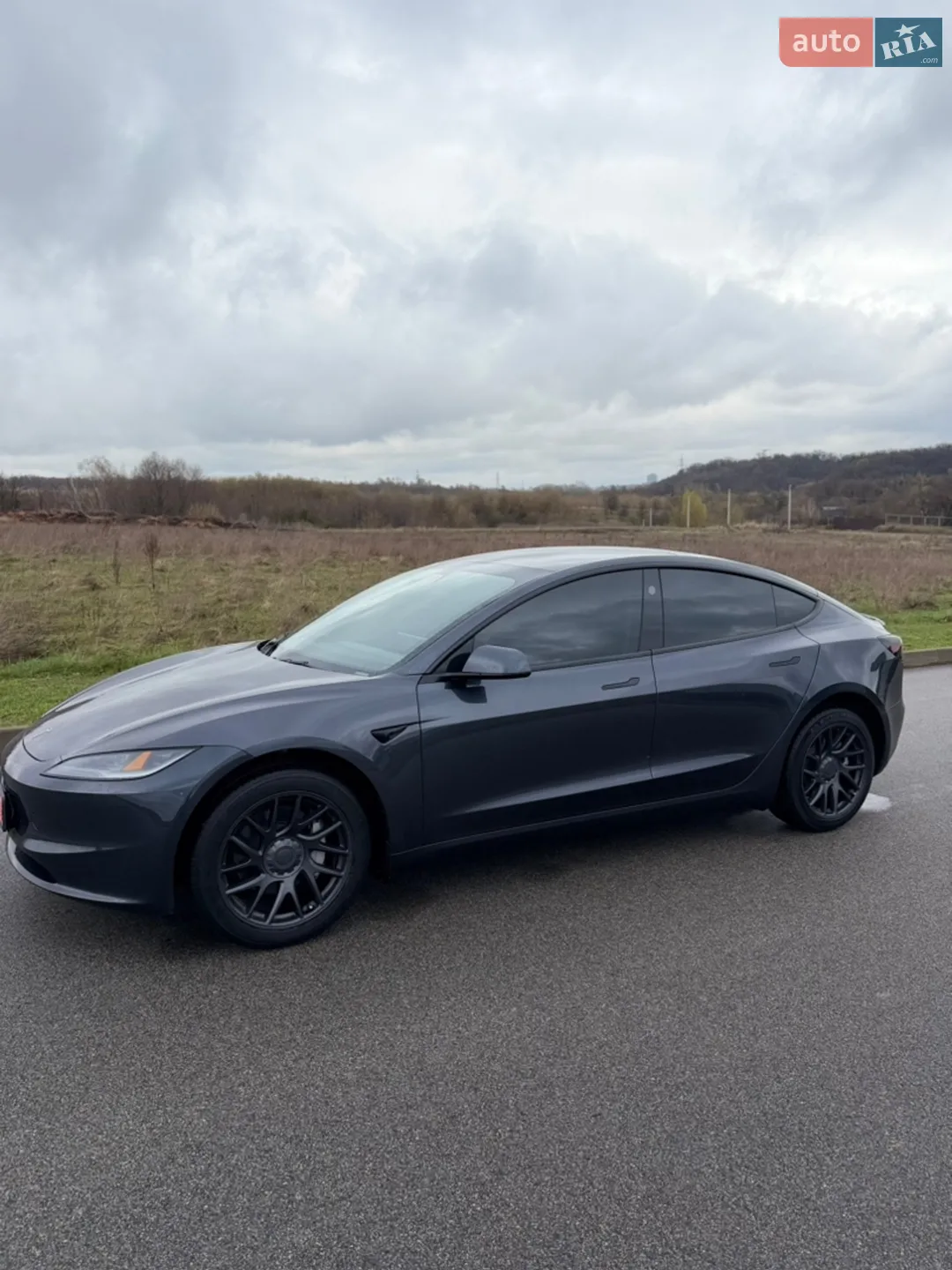 2025 Tesla Model 3 - мініатюра 6