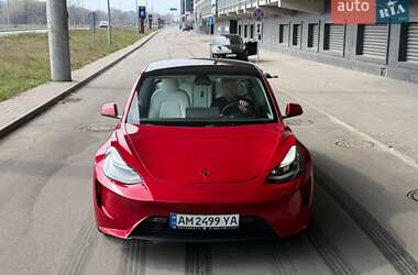 Седан Tesla Model 3 2021 в Києві