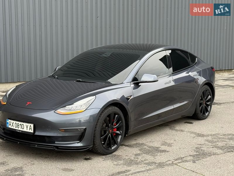 Седан Tesla Model 3 2019 в Харькове