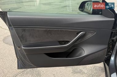 Седан Tesla Model 3 2019 в Харькове