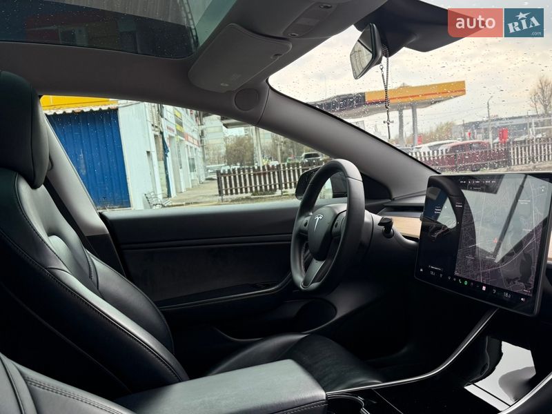 Седан Tesla Model 3 2019 в Харькове