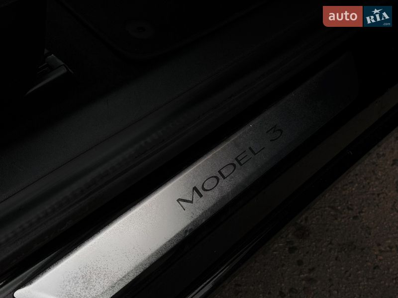 Седан Tesla Model 3 2020 в Одессе