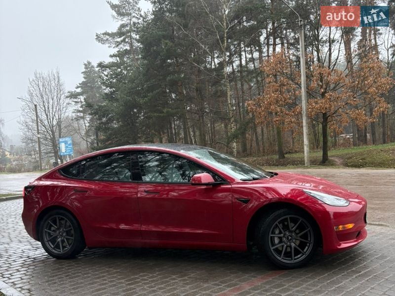 Седан Tesla Model 3 2022 в Львові фото 3 Седан Tesla Model 3 2022 в Львові