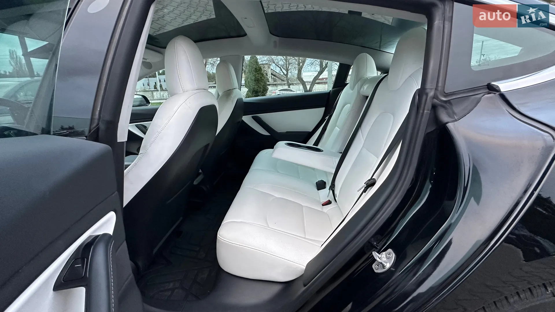 2020 Tesla Model 3 - мініатюра 18