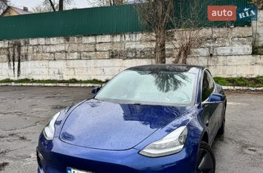 Седан Tesla Model 3 2019 в Києві