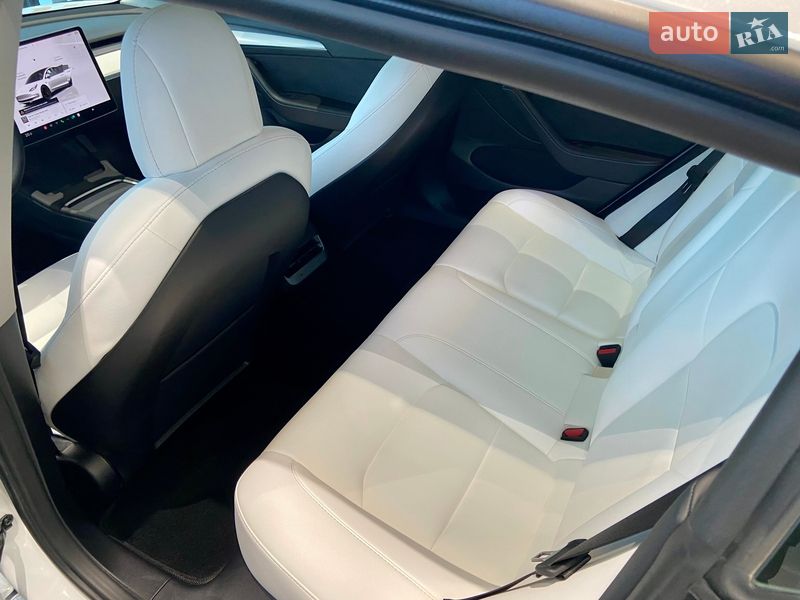 Седан Tesla Model 3 2022 в Вінниці фото 30 Седан Tesla Model 3 2022 в Вінниці