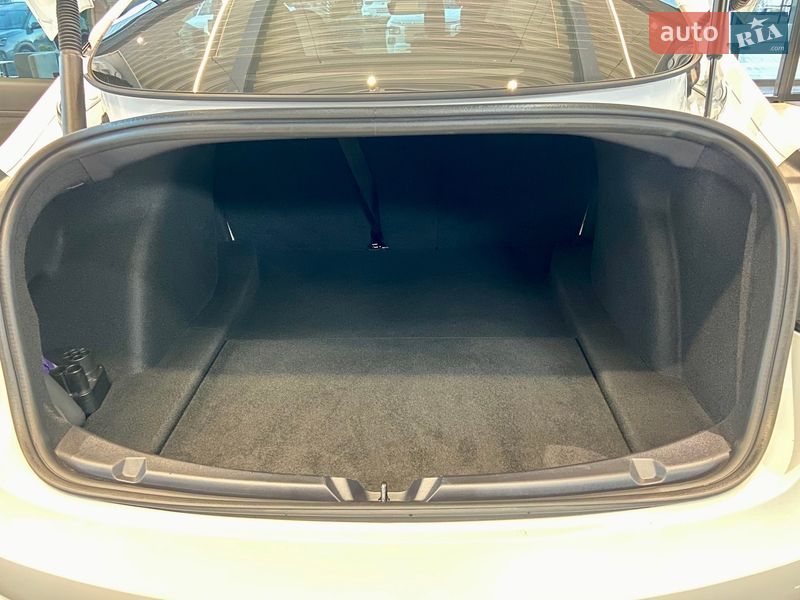 Седан Tesla Model 3 2022 в Вінниці фото 37 Седан Tesla Model 3 2022 в Вінниці