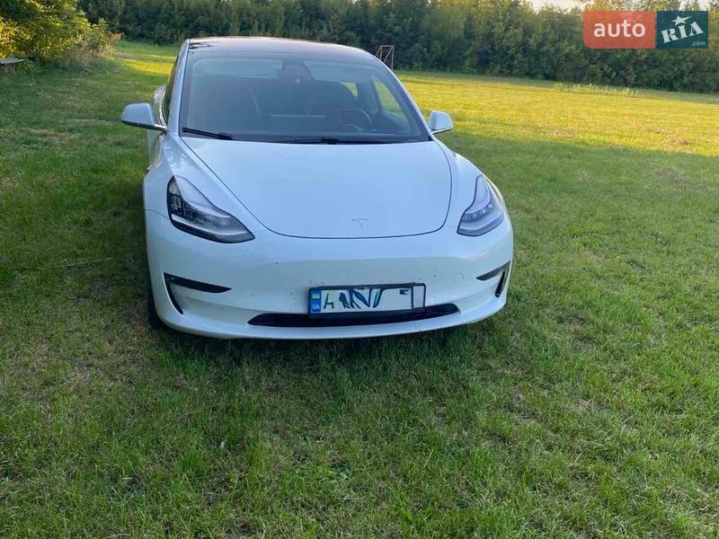 Tesla Model 3 2018 Tesla Model 3 2018