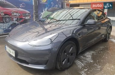 Седан Tesla Model 3 2022 в Дніпрі