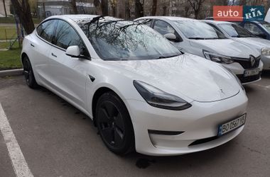 Седан Tesla Model 3 2021 в Тернополі