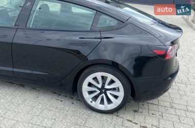 Седан Tesla Model 3 2022 в Львові
