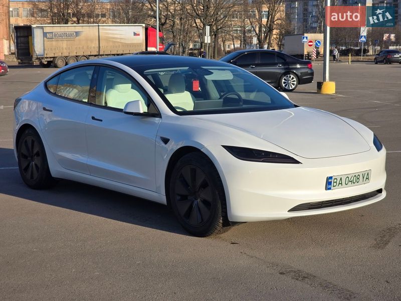 Седан Tesla Model 3 2025 в Кропивницком фото 26 Седан Tesla Model 3 2025 в Кропивницком