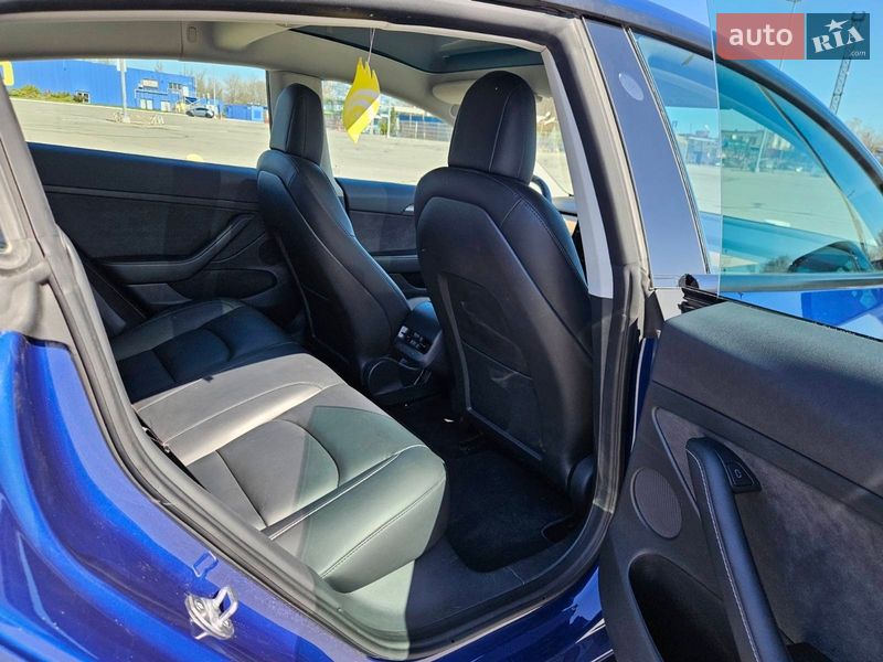 Седан Tesla Model 3 2022 в Днепре фото 28 Седан Tesla Model 3 2022 в Днепре