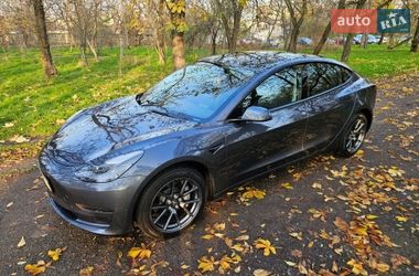 Седан Tesla Model 3 2023 в Одессе