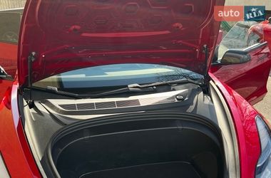 Седан Tesla Model 3 2018 в Києві