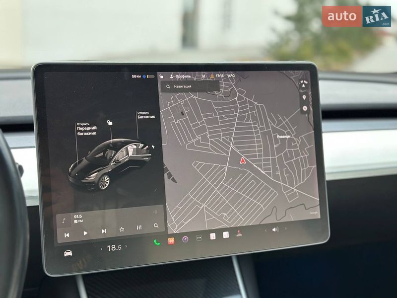 Седан Tesla Model 3 2018 в Луцке