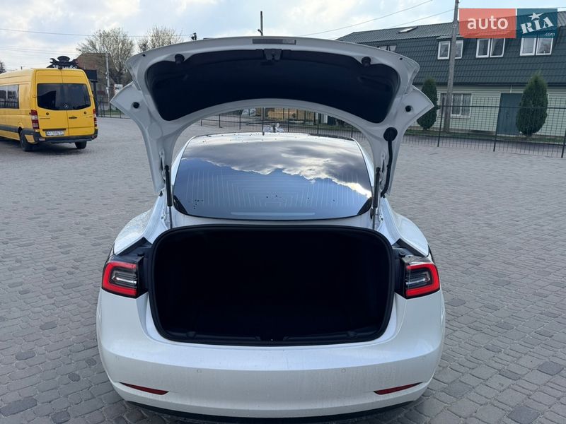 Седан Tesla Model 3 2020 в Білій Церкві
