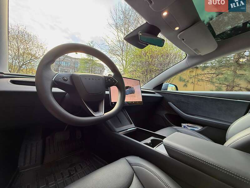 Седан Tesla Model 3 2024 в Києві фото 10 Седан Tesla Model 3 2024 в Києві