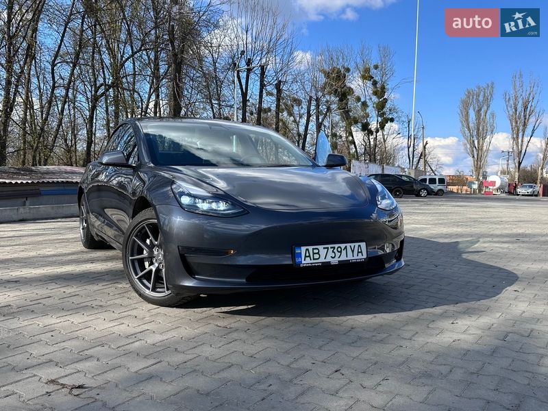 Седан Tesla Model 3 2023 в Виннице фото 3 Седан Tesla Model 3 2023 в Виннице