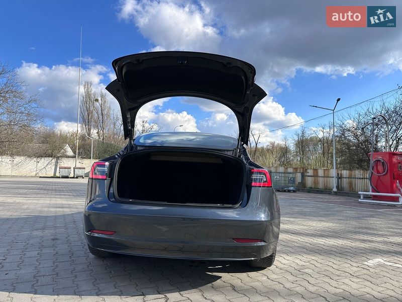 Седан Tesla Model 3 2023 в Виннице фото 6 Седан Tesla Model 3 2023 в Виннице