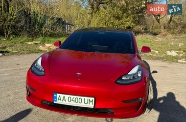Седан Tesla Model 3 2018 в Києві