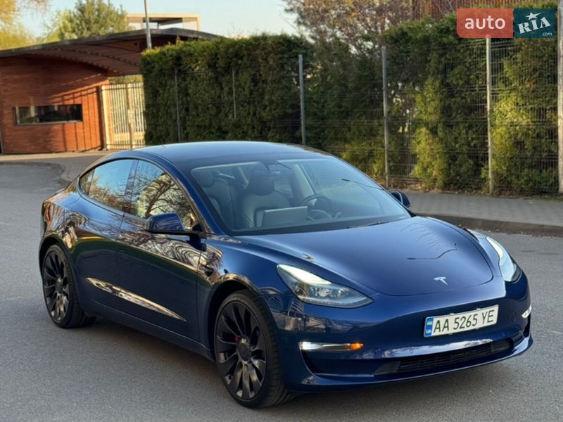 Седан Tesla Model 3 2021 в Киеве фото 2 Седан Tesla Model 3 2021 в Киеве