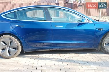 Седан Tesla Model 3 2019 в Києві