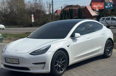 Седан Tesla Model 3 2019 в Луцьку