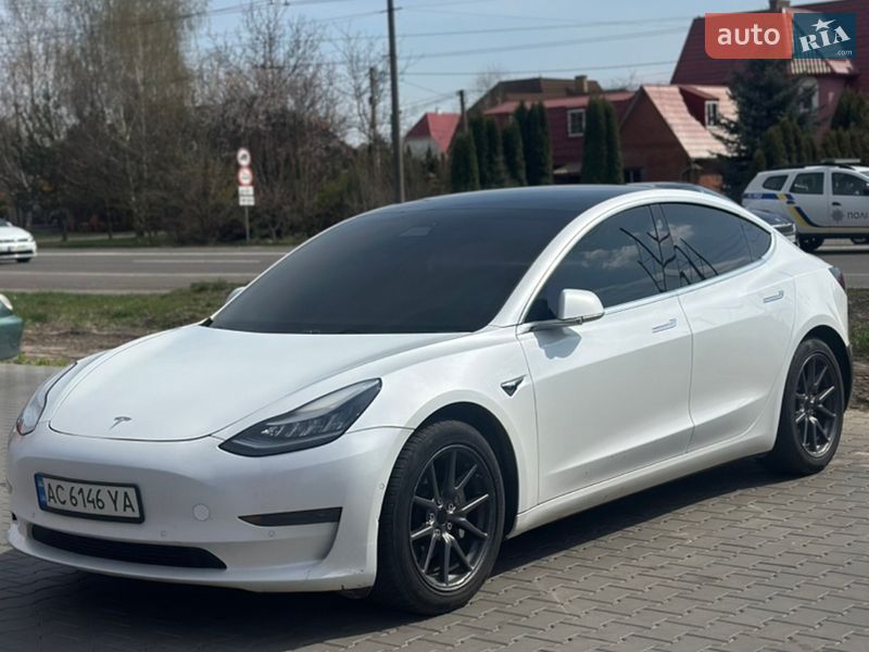 Седан Tesla Model 3 2019 в Луцьку фото Седан Tesla Model 3 2019 в Луцьку