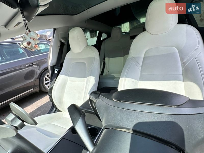 Седан Tesla Model 3 2019 в Луцьку фото 8 Седан Tesla Model 3 2019 в Луцьку