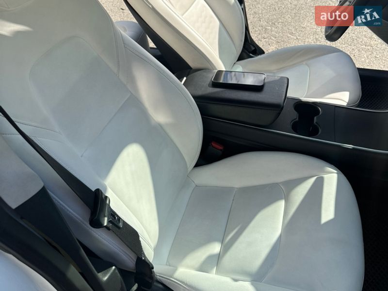 Седан Tesla Model 3 2019 в Луцьку фото 19 Седан Tesla Model 3 2019 в Луцьку