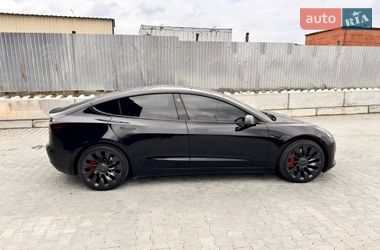 Седан Tesla Model 3 2022 в Тернополі