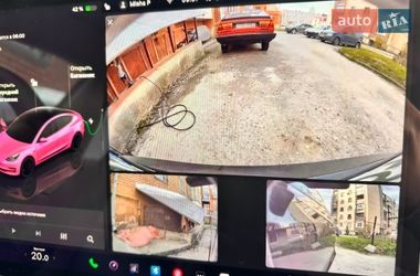 Седан Tesla Model 3 2022 в Тернополі