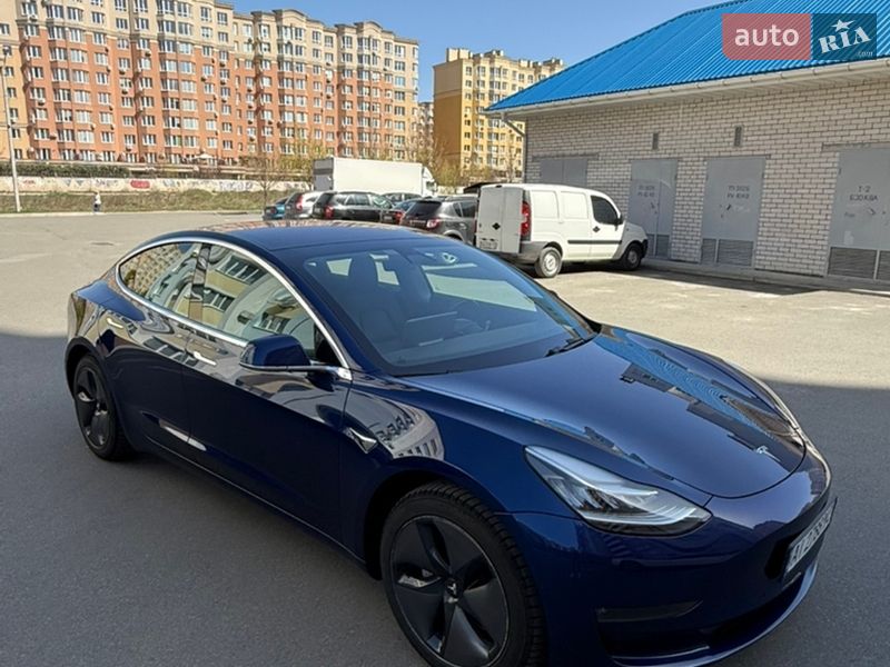 Седан Tesla Model 3 2018 в Киеве фото 9 Седан Tesla Model 3 2018 в Киеве