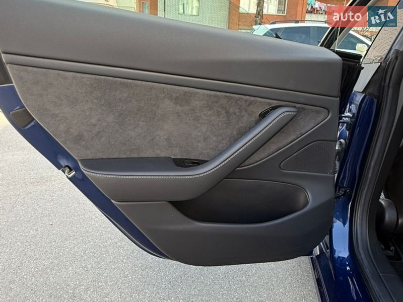 Седан Tesla Model 3 2018 в Киеве фото 23 Седан Tesla Model 3 2018 в Киеве