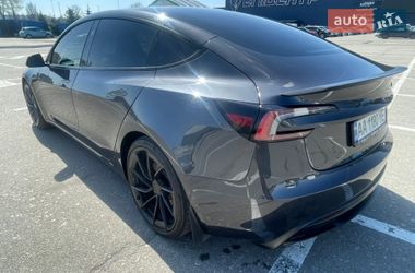 Седан Tesla Model 3 2024 в Киеве