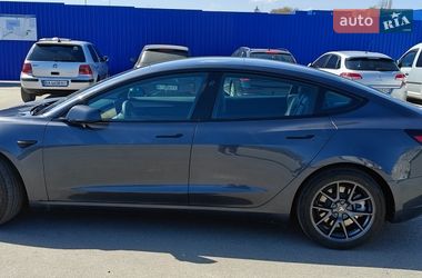 Седан Tesla Model 3 2023 в Кропивницком