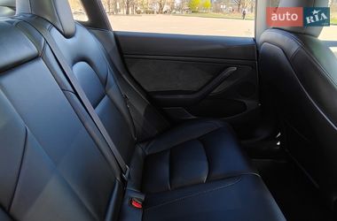 Седан Tesla Model 3 2023 в Кропивницком
