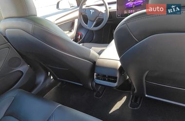 Седан Tesla Model 3 2023 в Кропивницком
