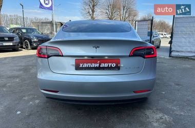 Седан Tesla Model 3 2018 в Виннице