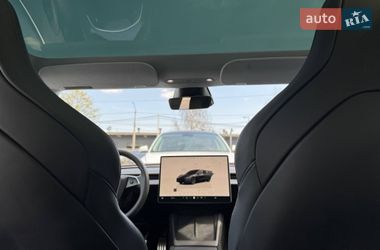 Седан Tesla Model 3 2024 в Рівному