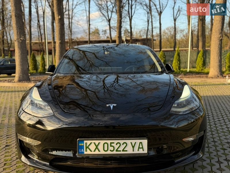 Седан Tesla Model 3 2022 в Харкові
