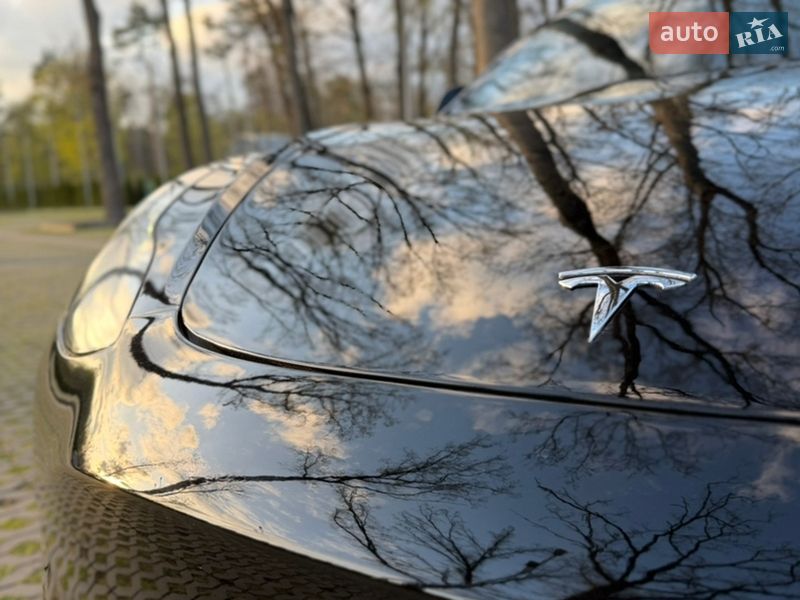 Седан Tesla Model 3 2022 в Харкові