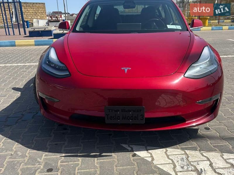 Седан Tesla Model 3 2018 в Черноморске