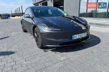 Седан Tesla Model 3 2024 в Львові
